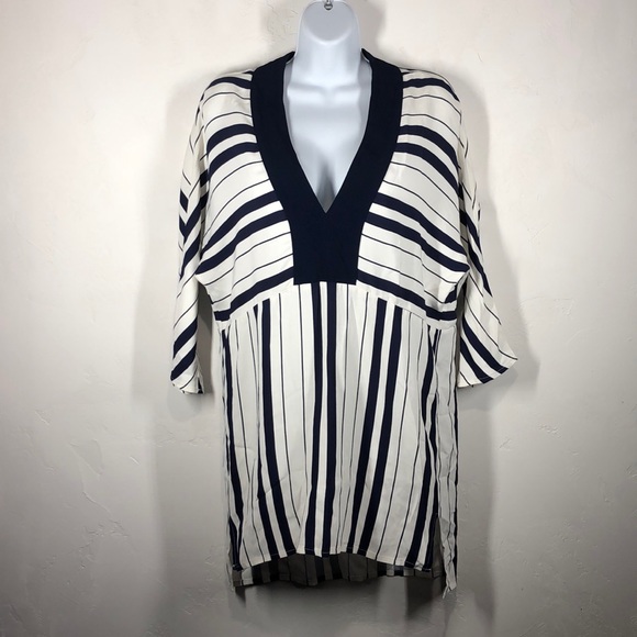 Zara Tops - Zara white and navy stripe tunic size xs